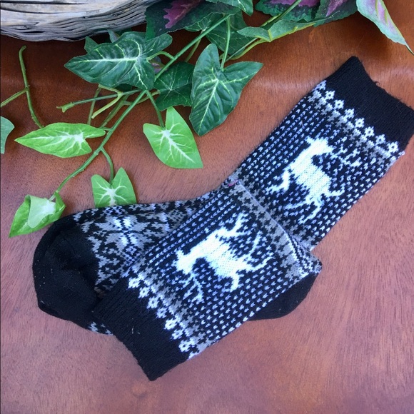 Super Soft Winter Socks - Picture 2 of 14